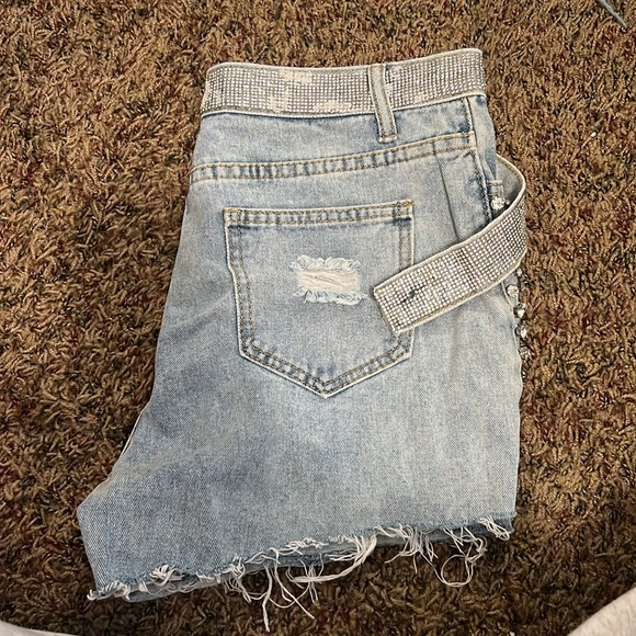 Bling shorts - Picture 3 of 3